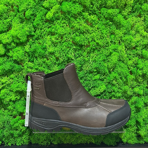 UGG Men's Butte Chelsea Boot - Picture 5 of 11